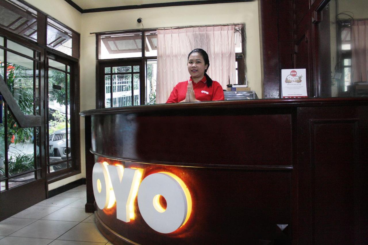 Vaccinated Staff - Oyo 181 Wisma Bintang Jakarta Eksteriør bilde