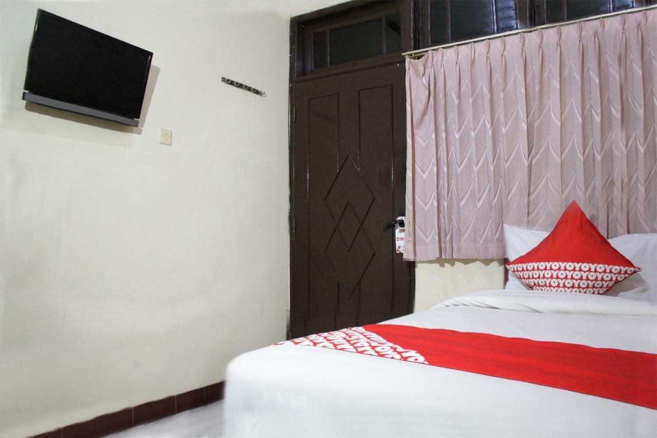 Vaccinated Staff - Oyo 181 Wisma Bintang Jakarta Eksteriør bilde